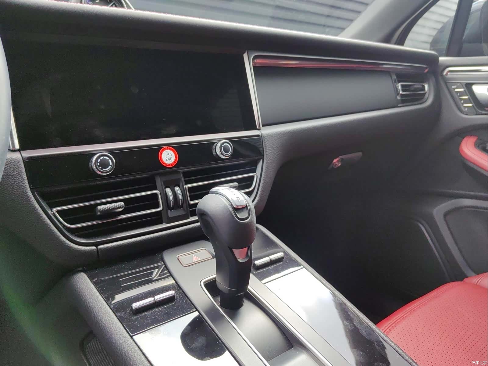 Porsche Macan, 2024 15