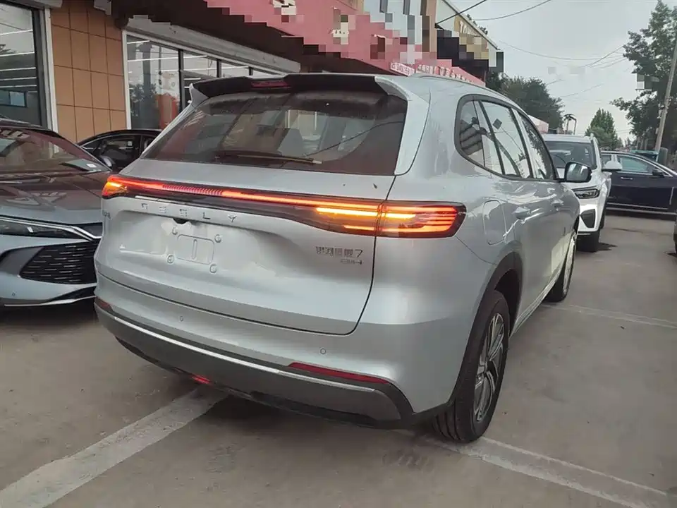 Geely Galaxy Galaxy Starship 7 EM-i