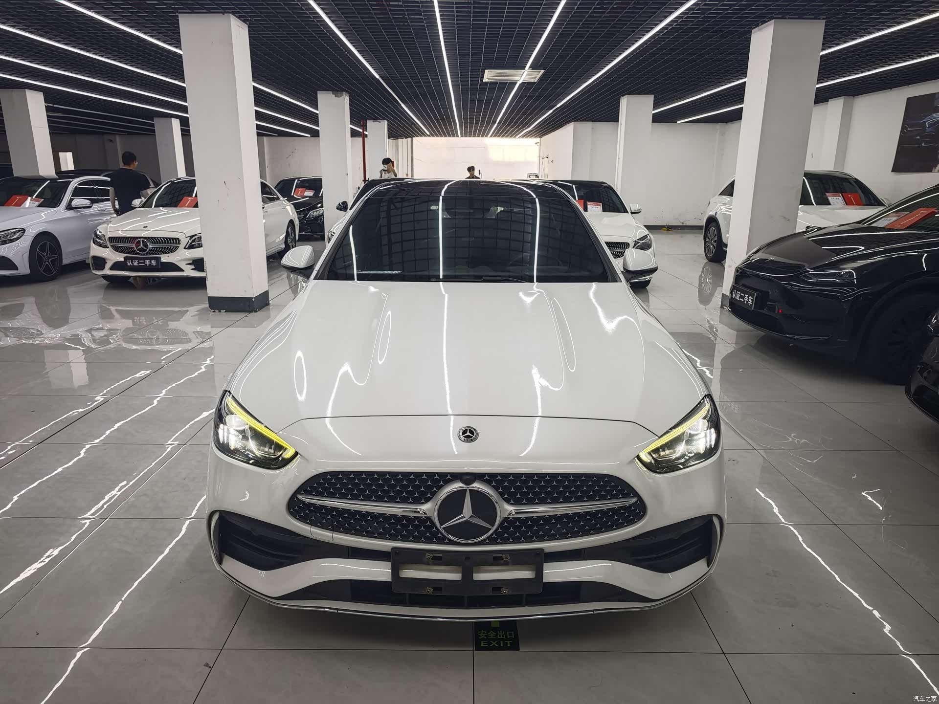 Mercedes-Benz C-Class, 2021 1