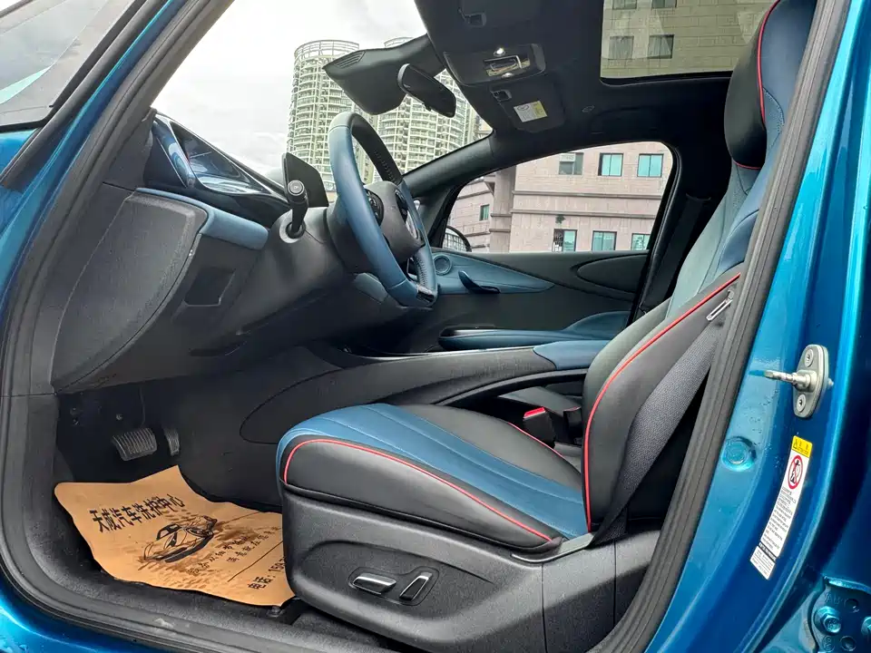 BYD dolphin