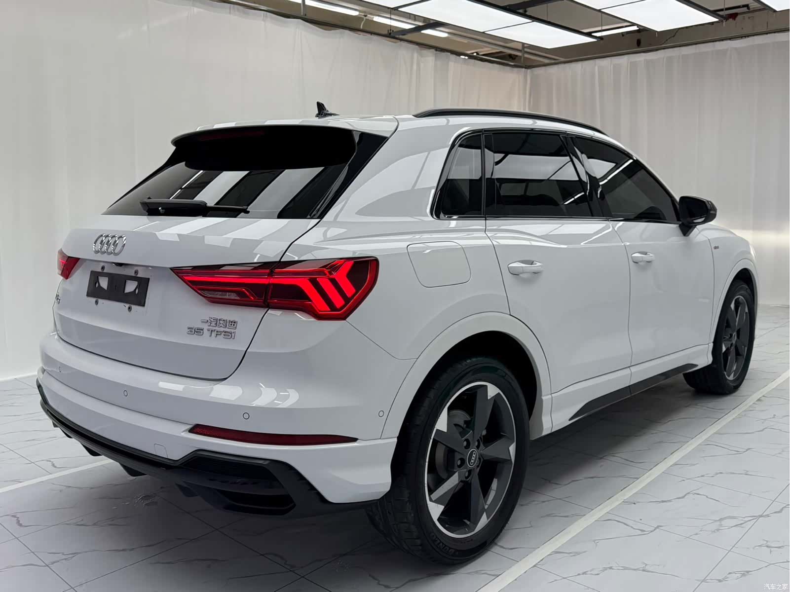 Audi Q3, 2022 6