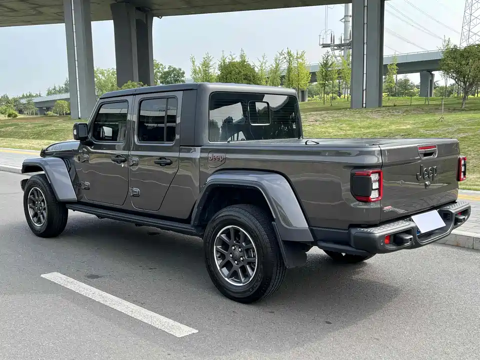 Jeep Gladiator
