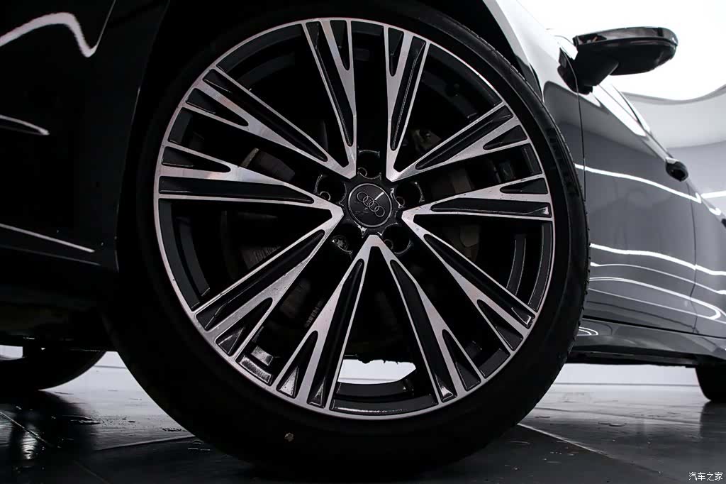 Audi A6L, 2020 16