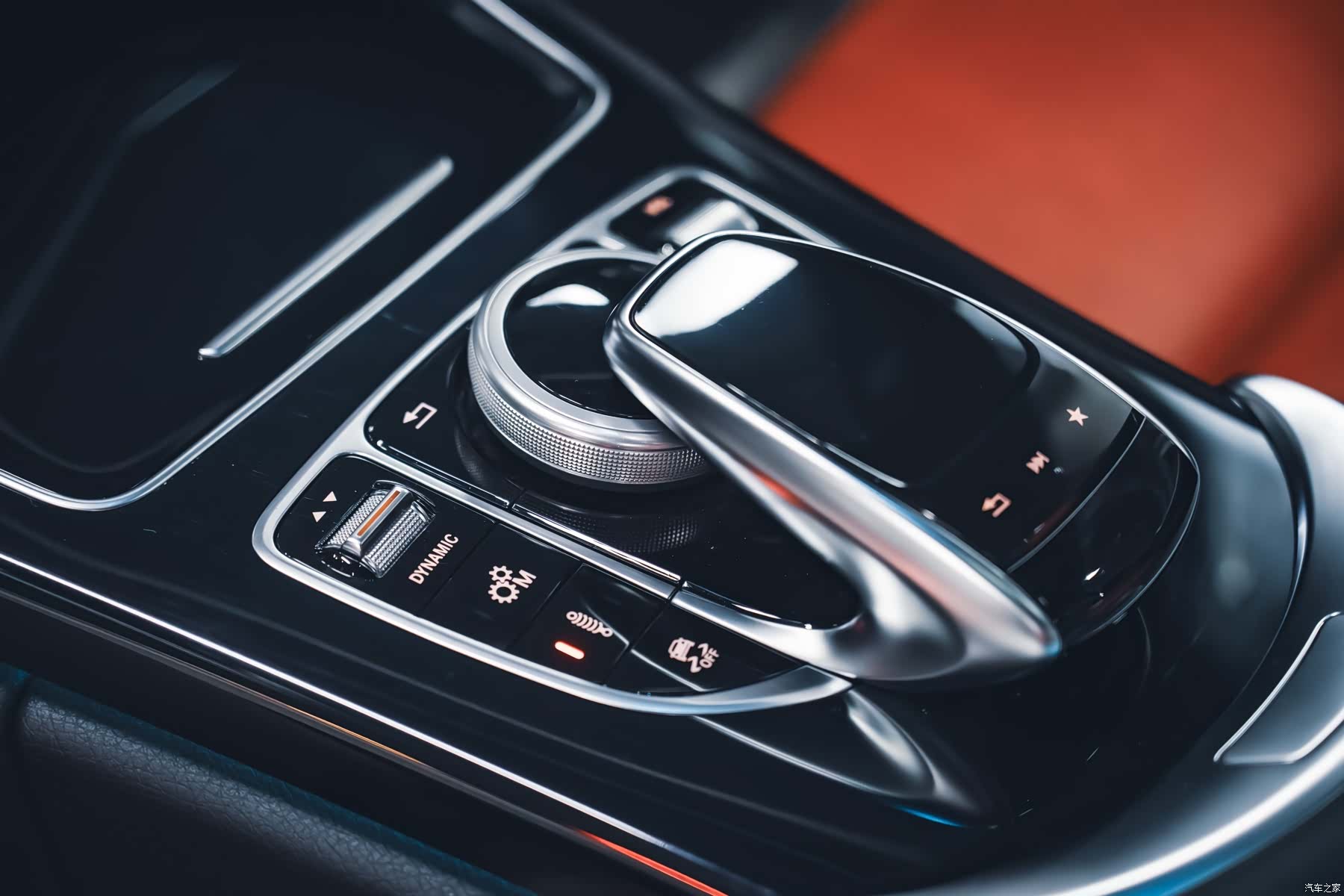 Mercedes-Benz C-Class, 2018 10