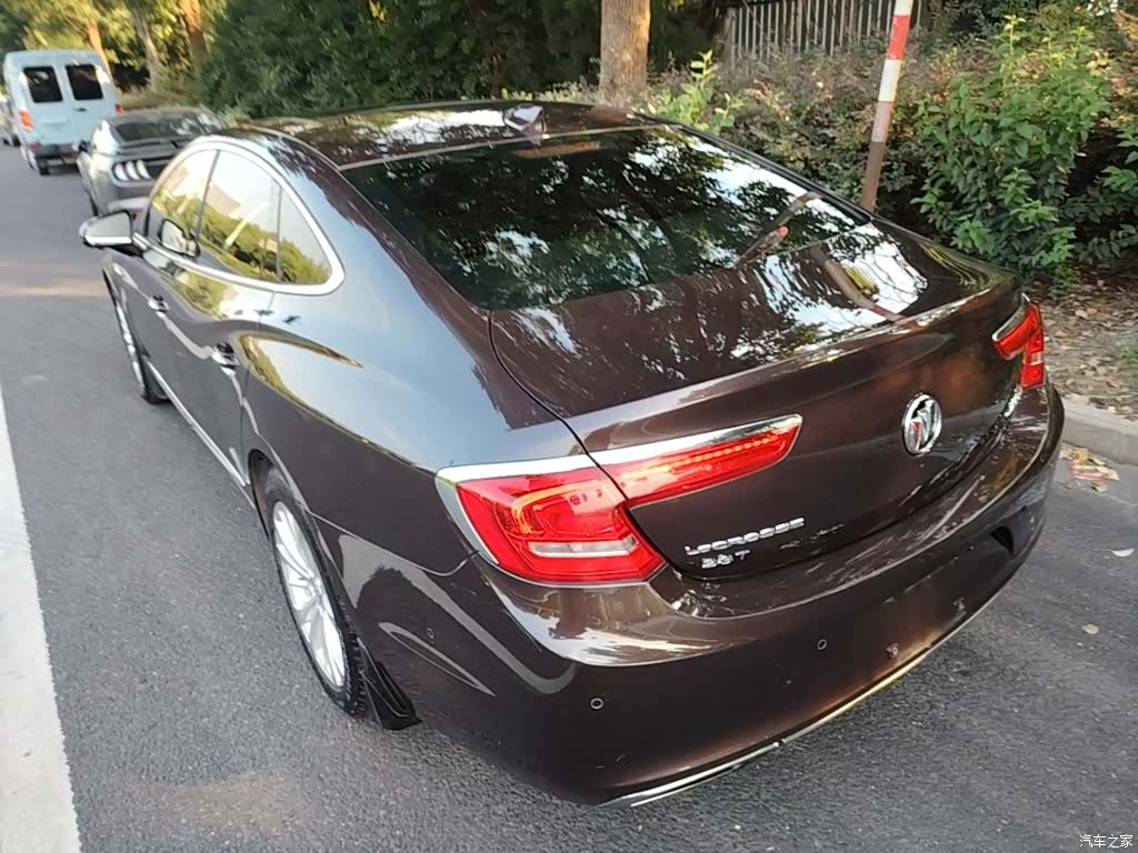 Buick LaCrosse, 2017 все фото