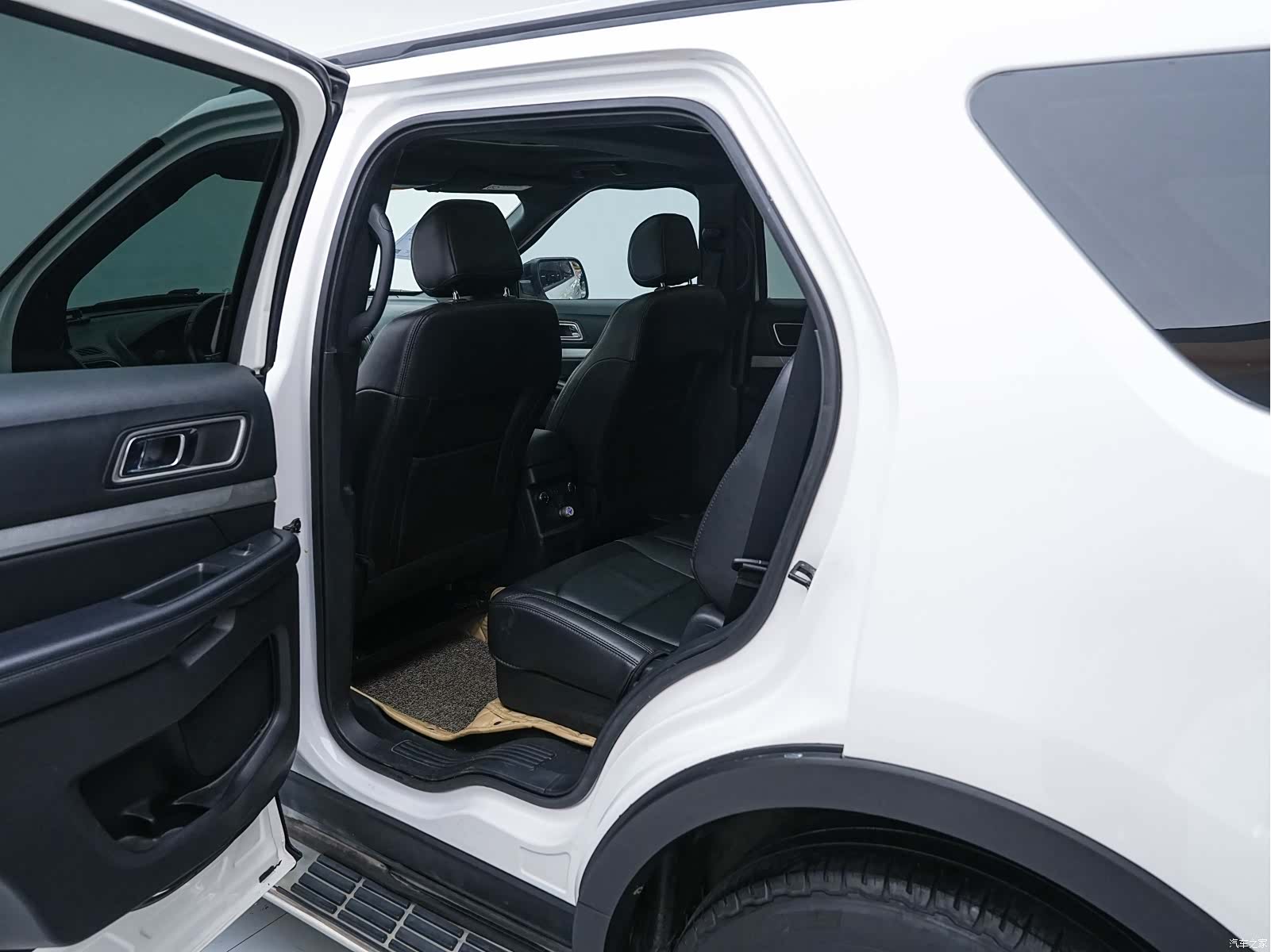 Ford Explorer, 2018 22
