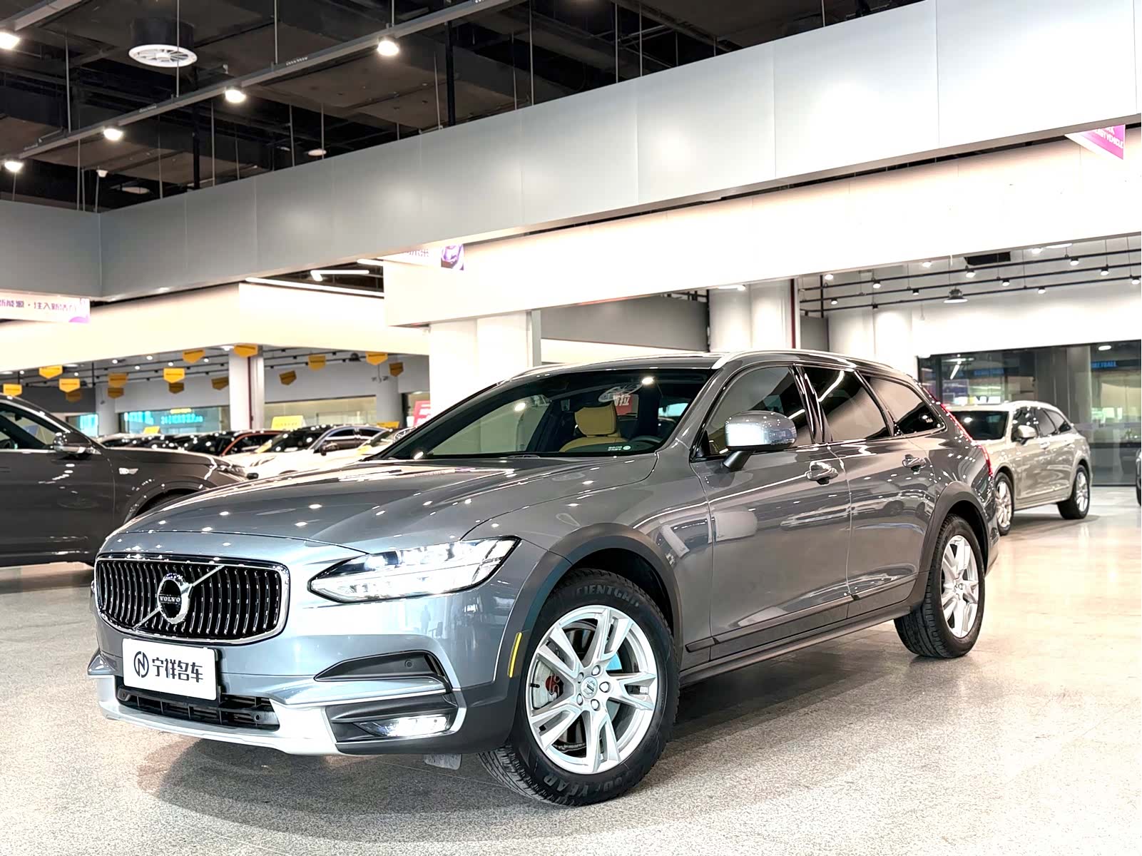 Volvo V90, 2019 1
