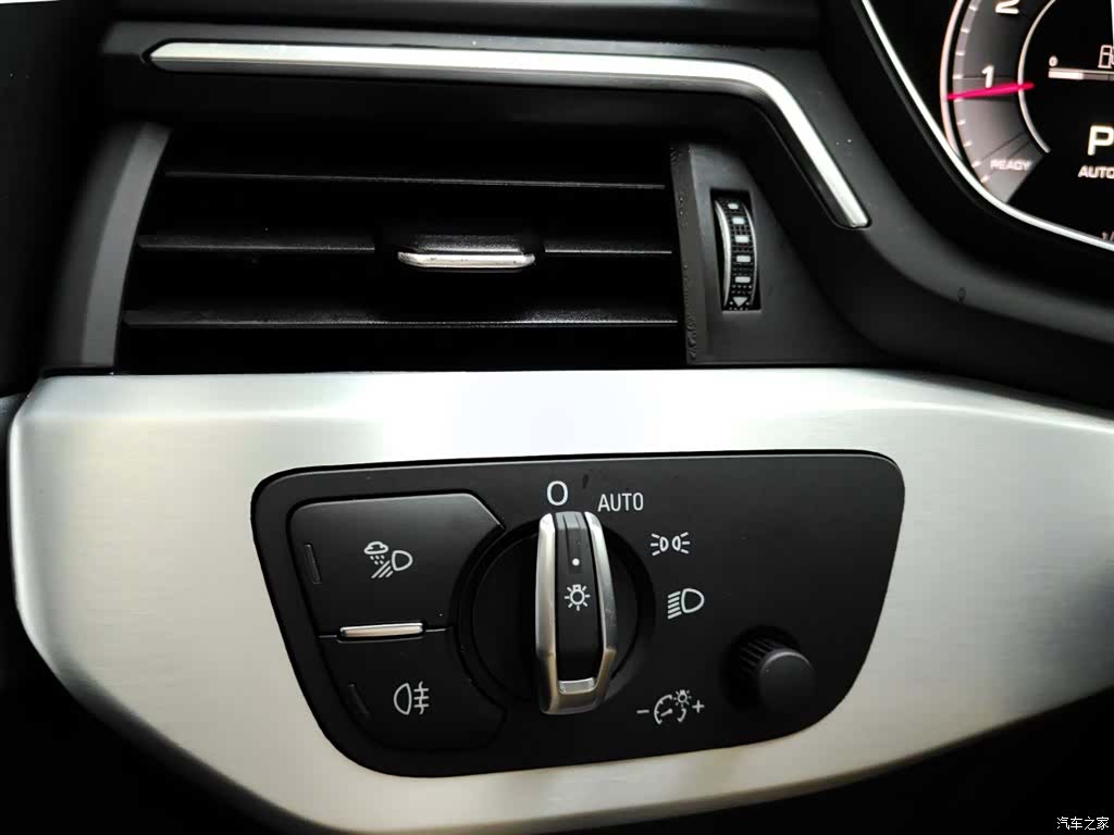 Audi A4L, 2024 8