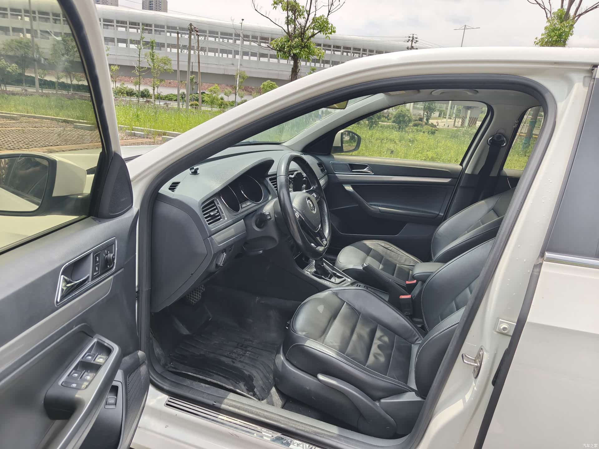 Volkswagen Lavida, 2018 4
