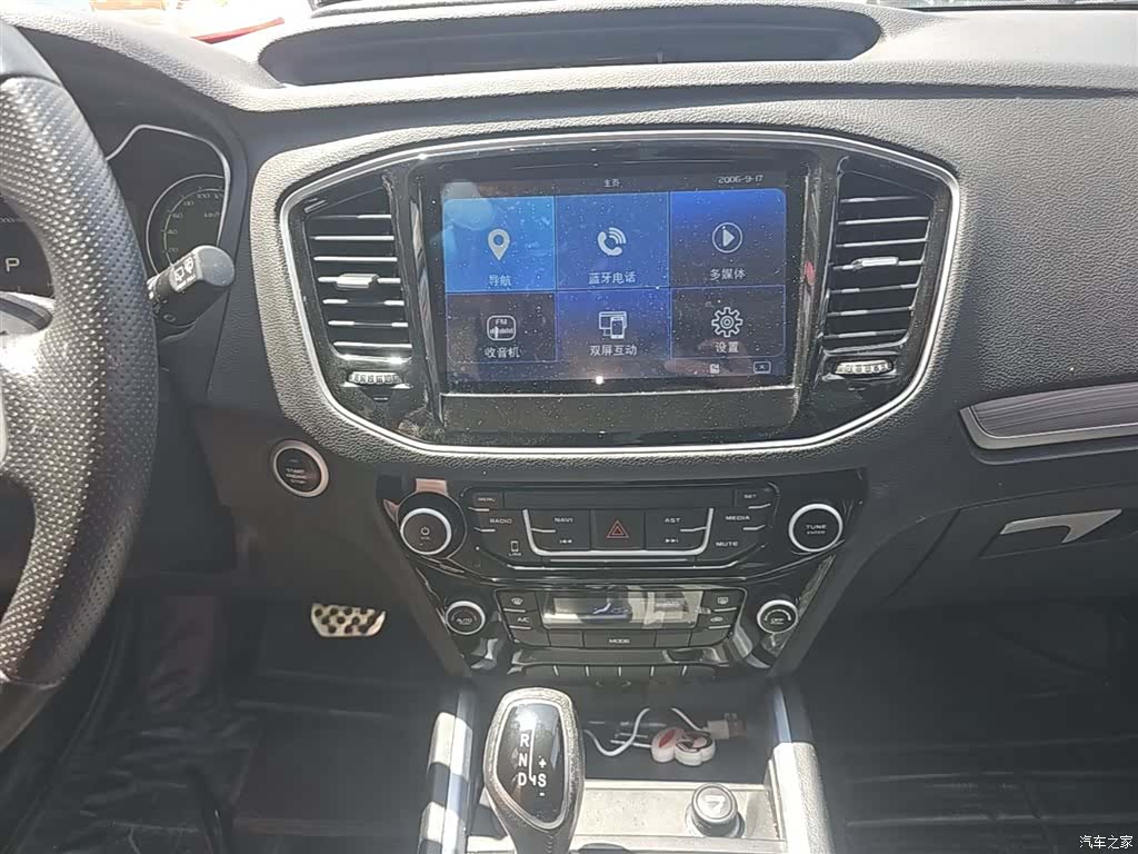 Geely X6, 2017 13