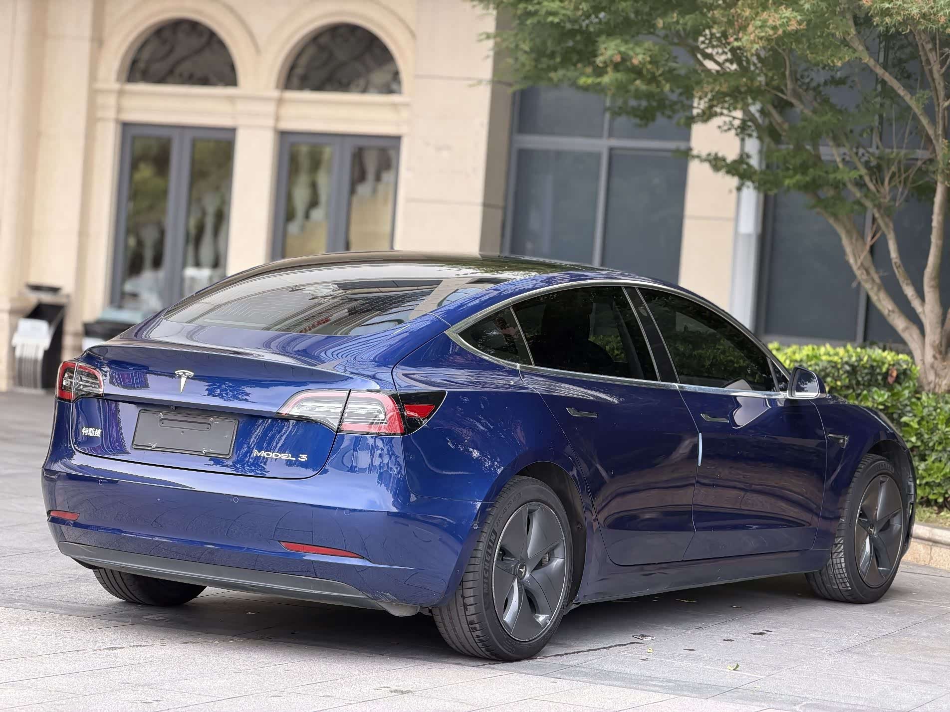 Tesla Model 3, 2020 8