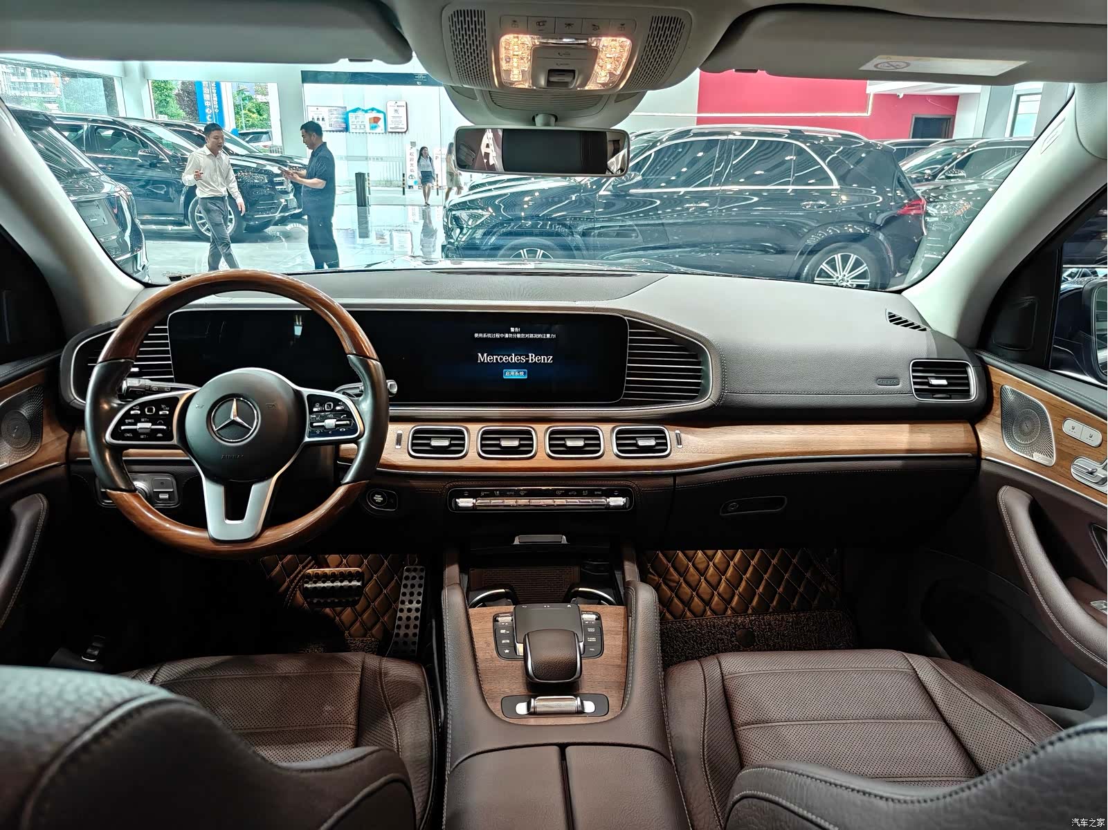 Mercedes-Benz GLS, 2020 9