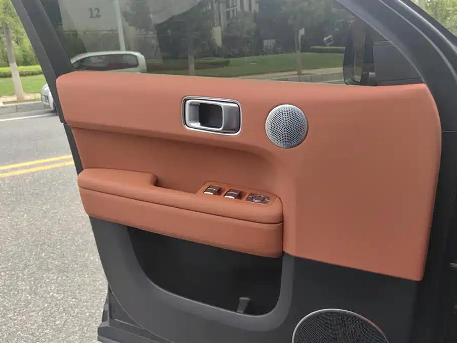 Li Auto Ideal L6
