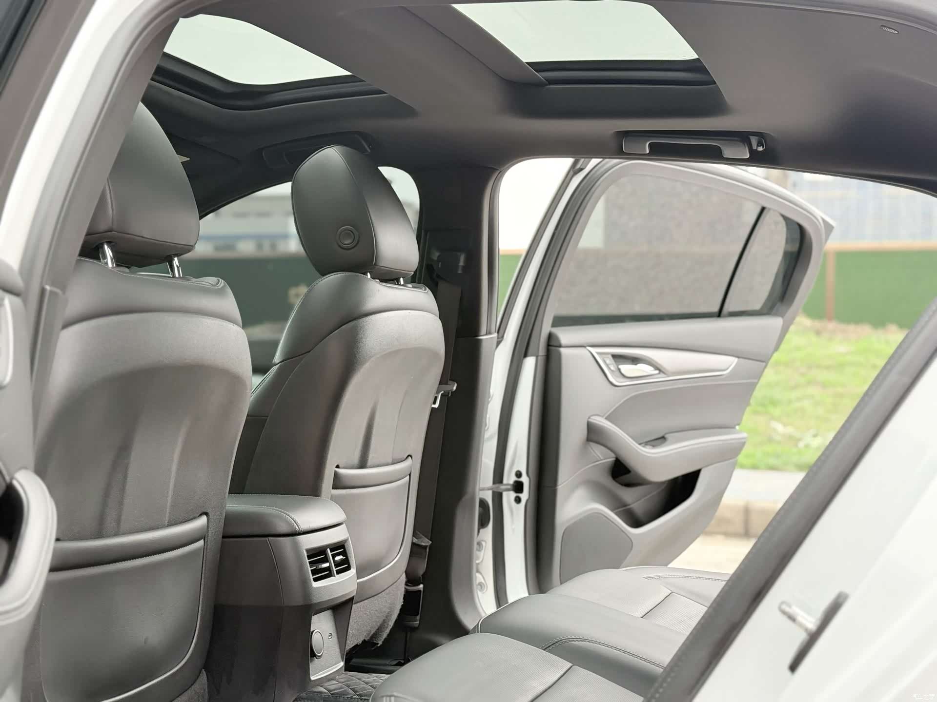 Cadillac CT5, 2022 17