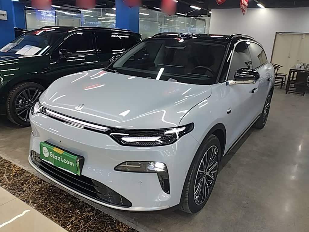 Leapmotor C11