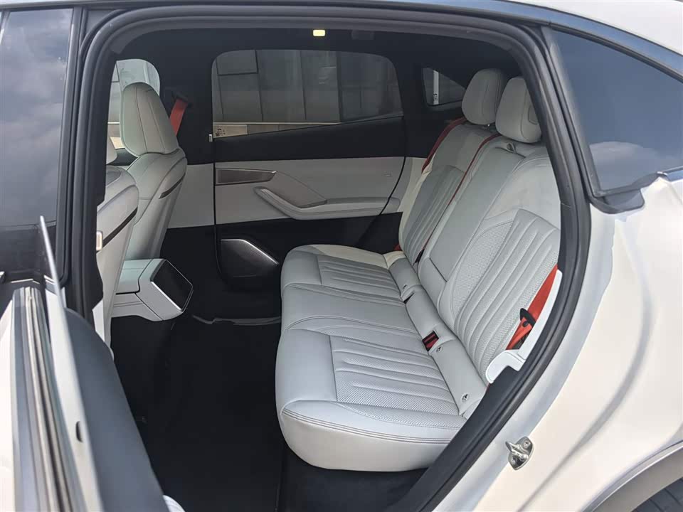 NIO L60