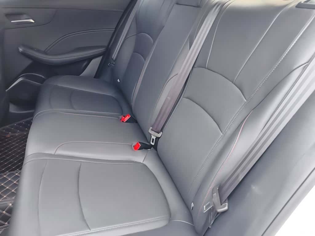 Roewe i5, 2024 17