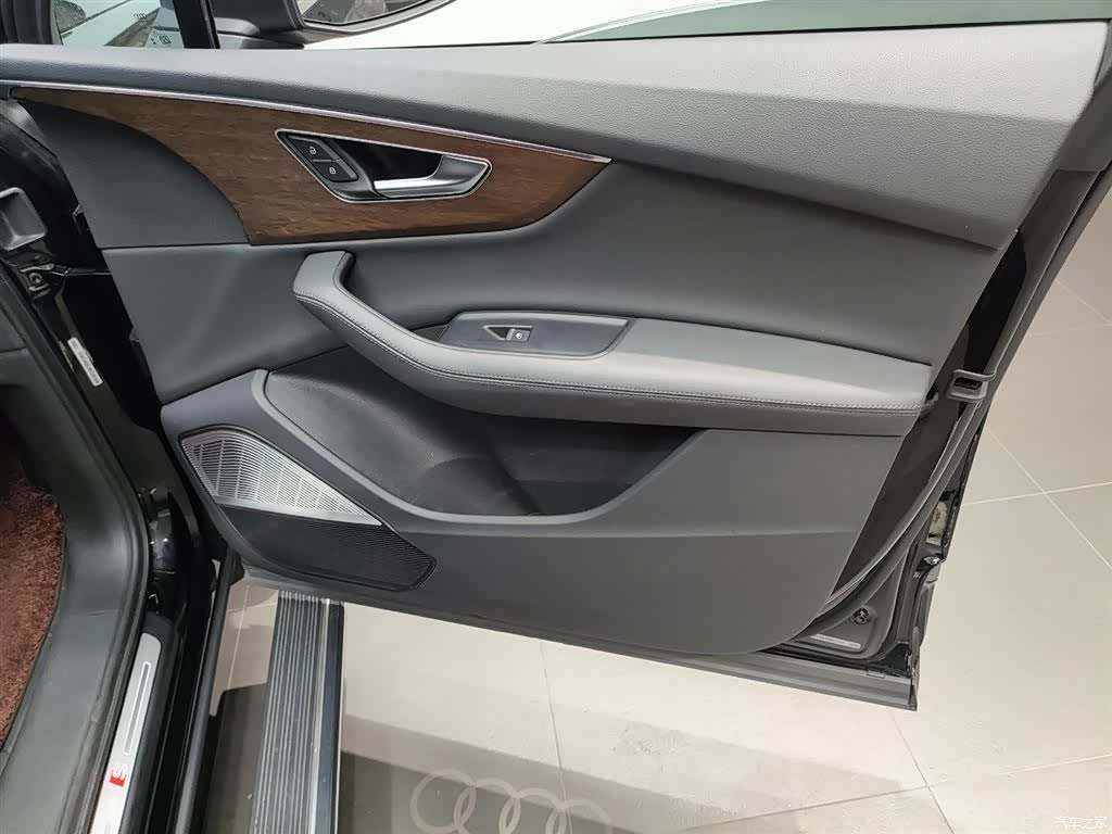 Audi Q7, 2024 19