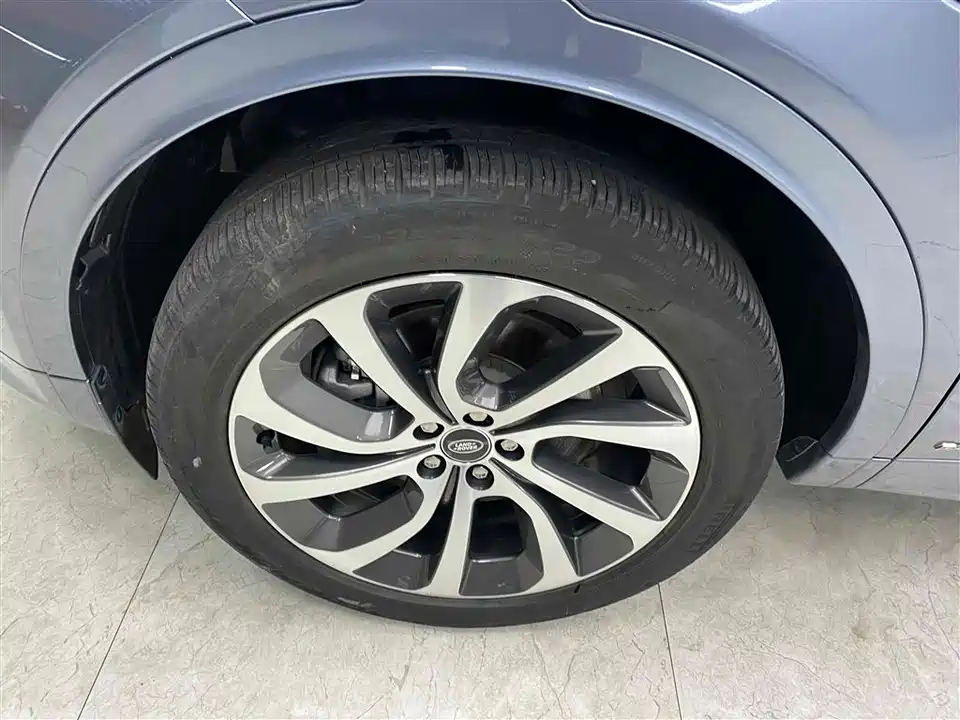 Land Rover Discover sports