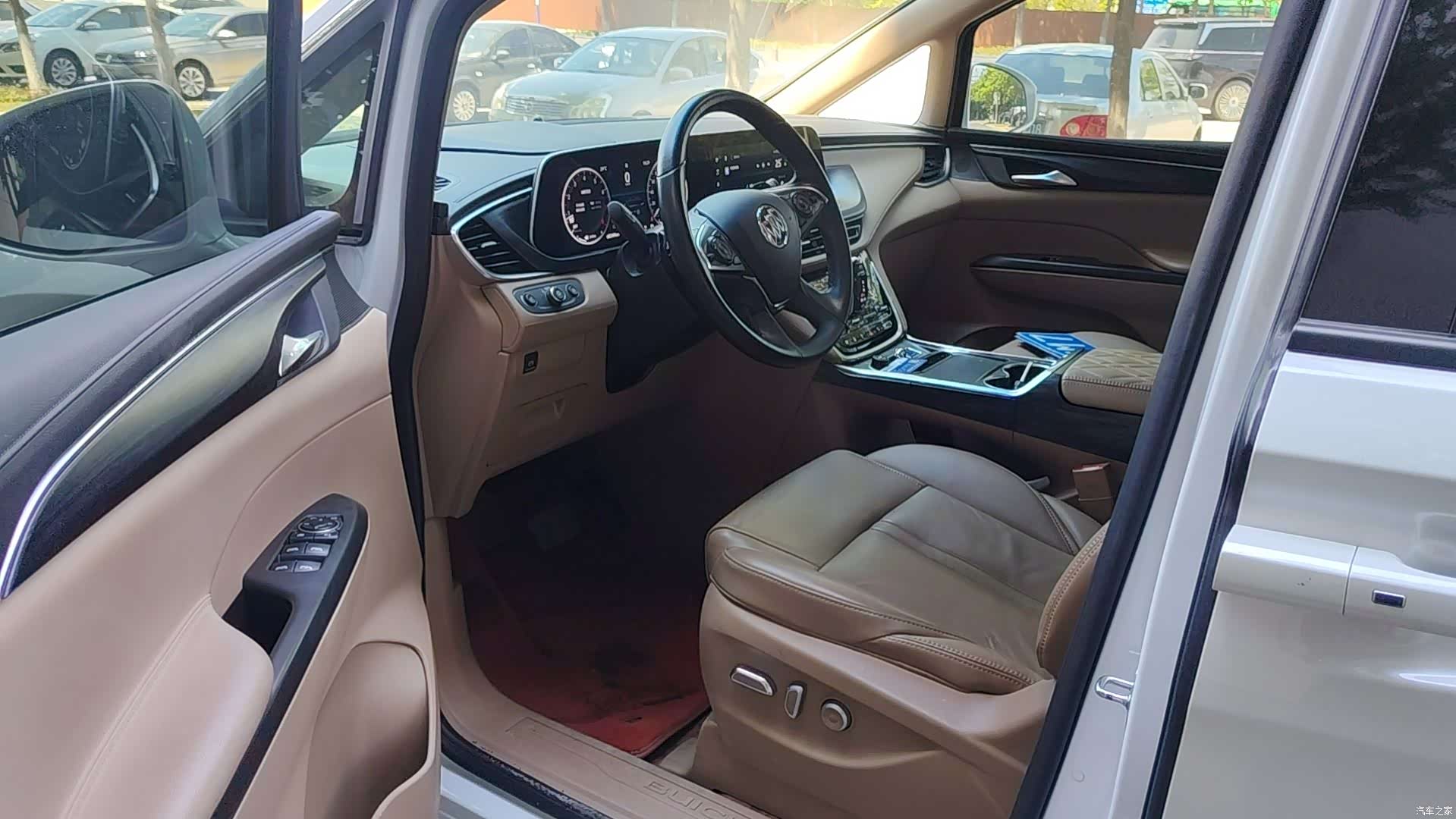 Buick GL8, 2021 все фото