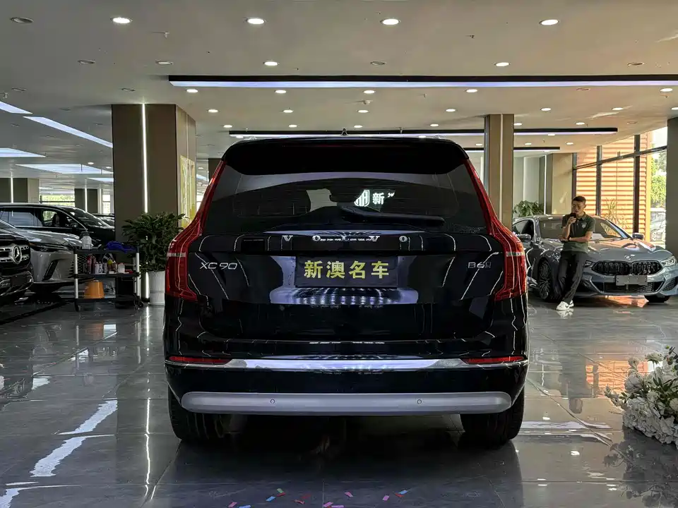 Volvo XC90