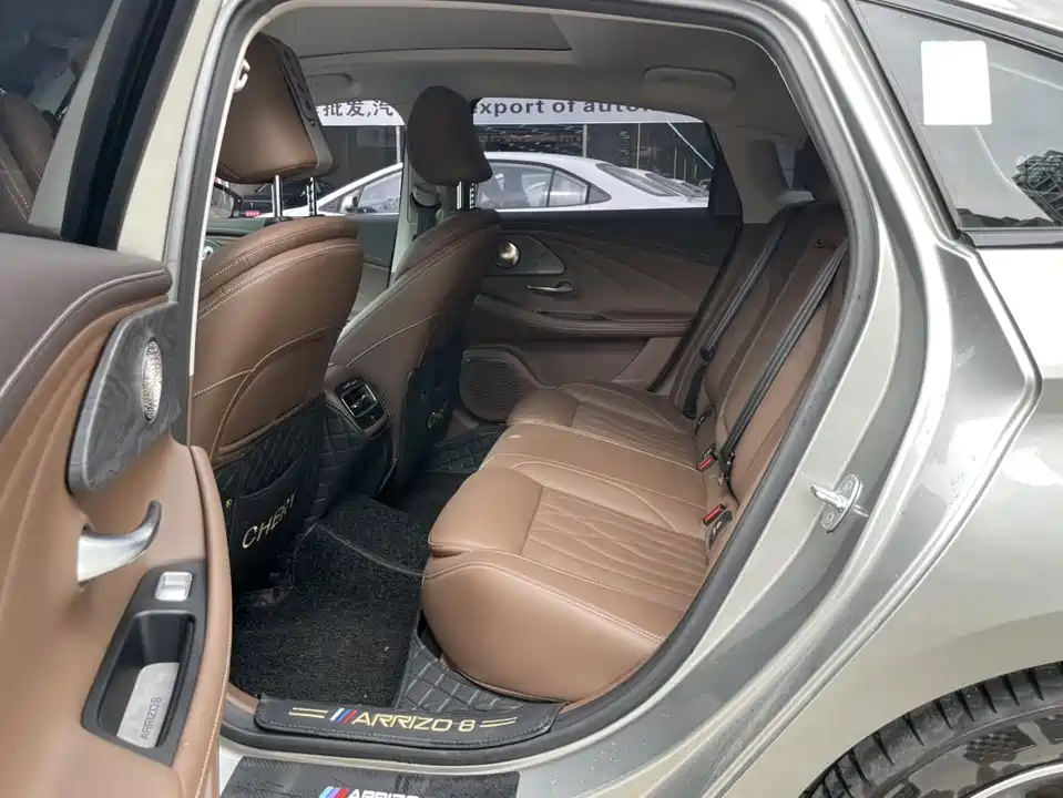 Chery Arrizo 8