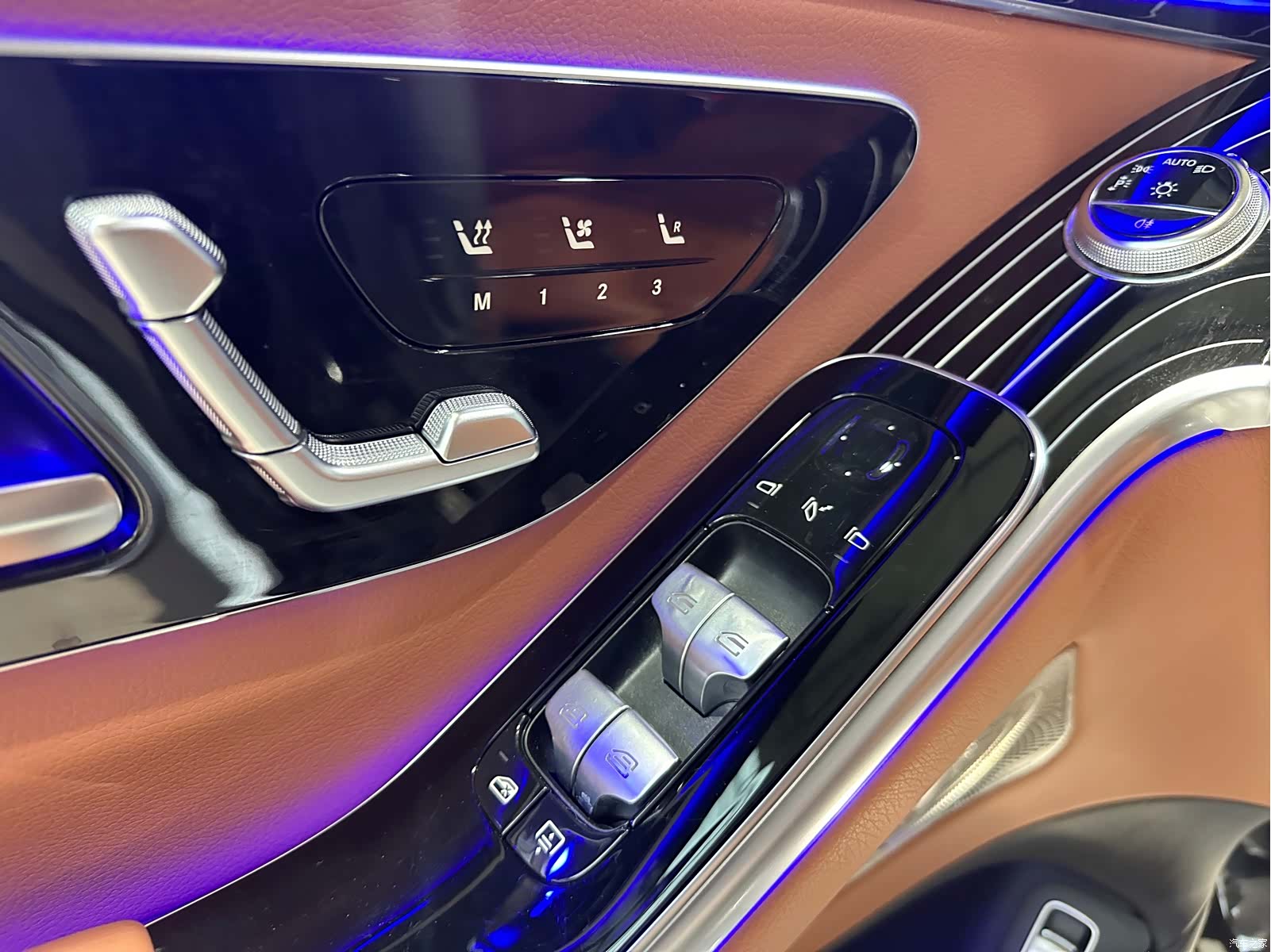 Mercedes-Benz S-Class, 2024 10