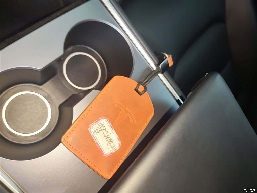Tesla Model Y, 2022 9