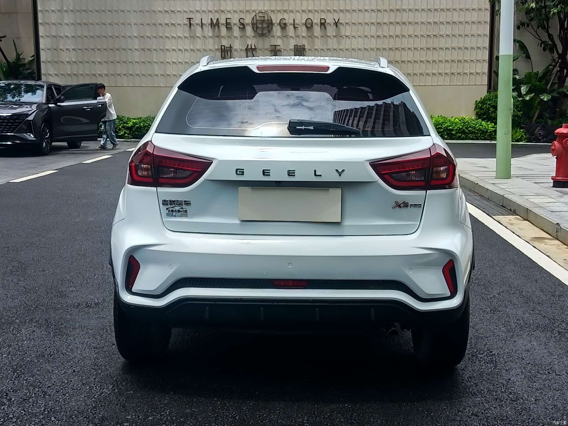 Geely X3, 2022 все фото