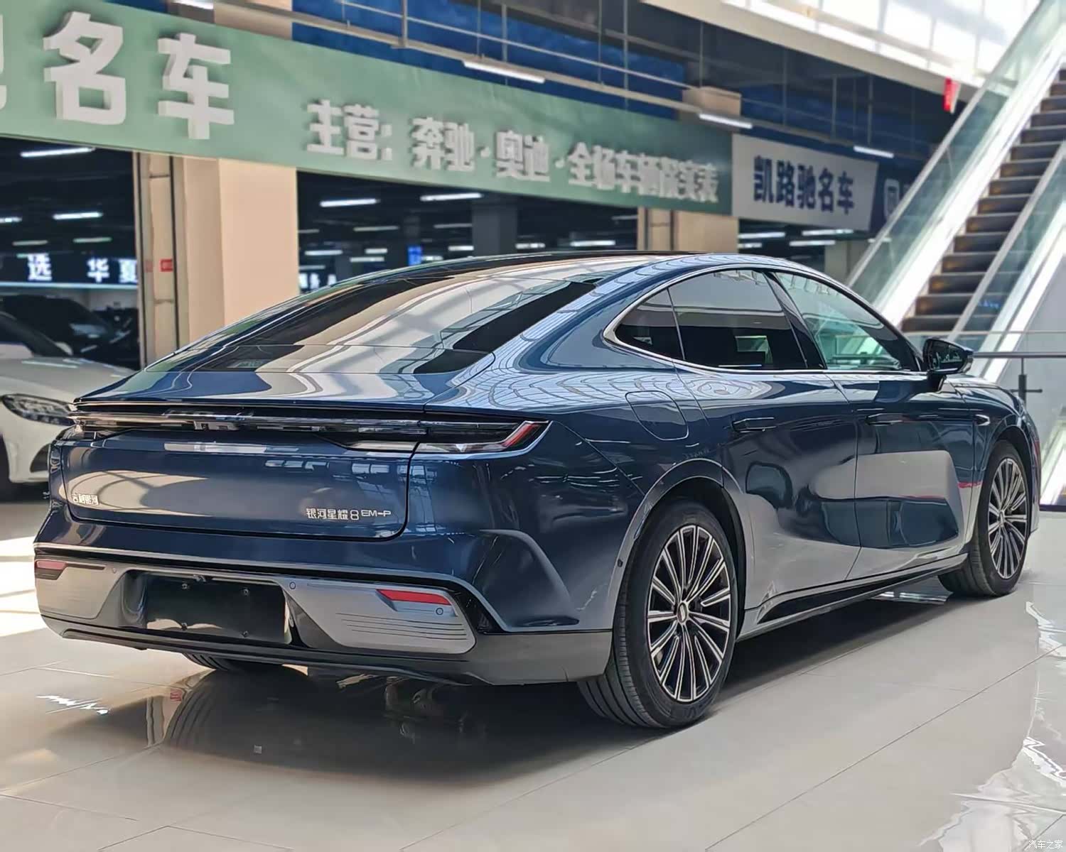 Geely 8, 2025 6