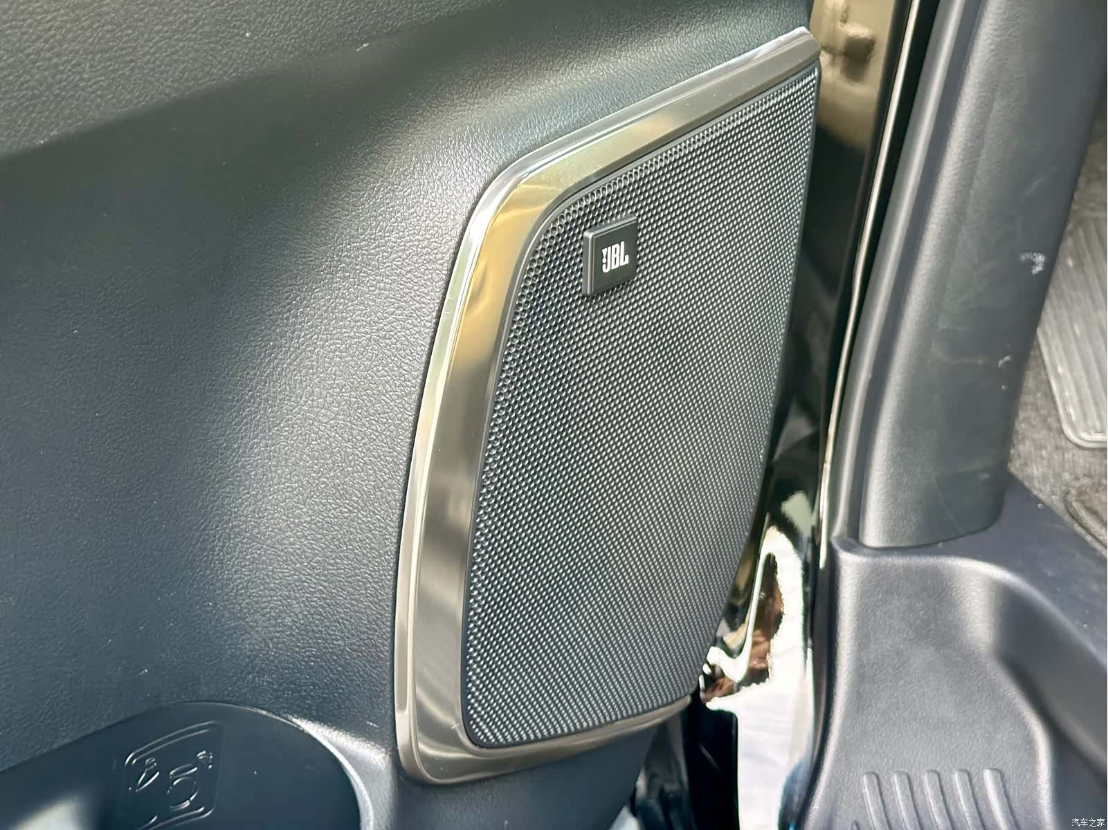 Toyota Alphard, 2018 13