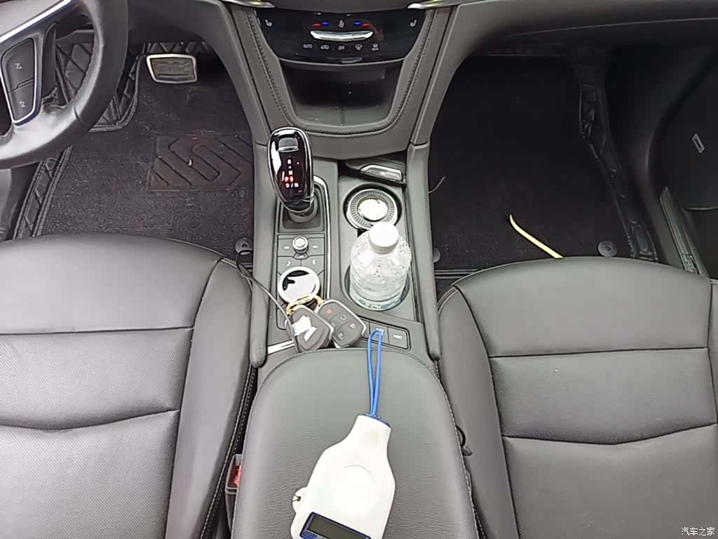 Cadillac XT5, 2024 14