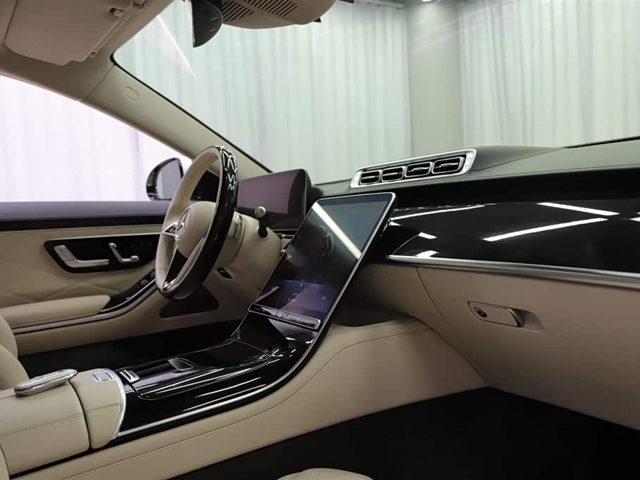 Mercedes-Benz Maybach S-class