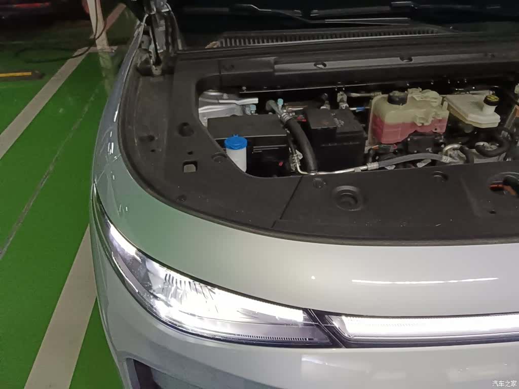 Leapmotor C16, 2024 22