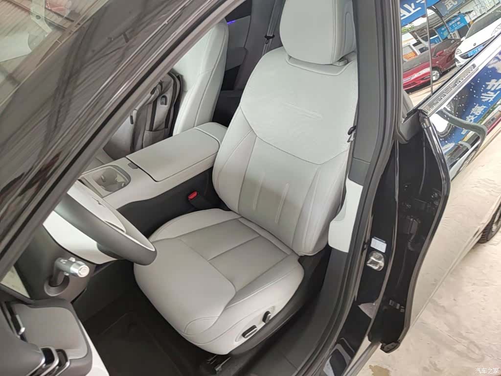 Xpeng G6, 2025 11