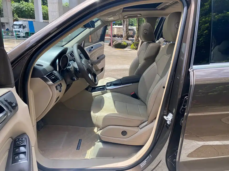 Mercedes-Benz M class