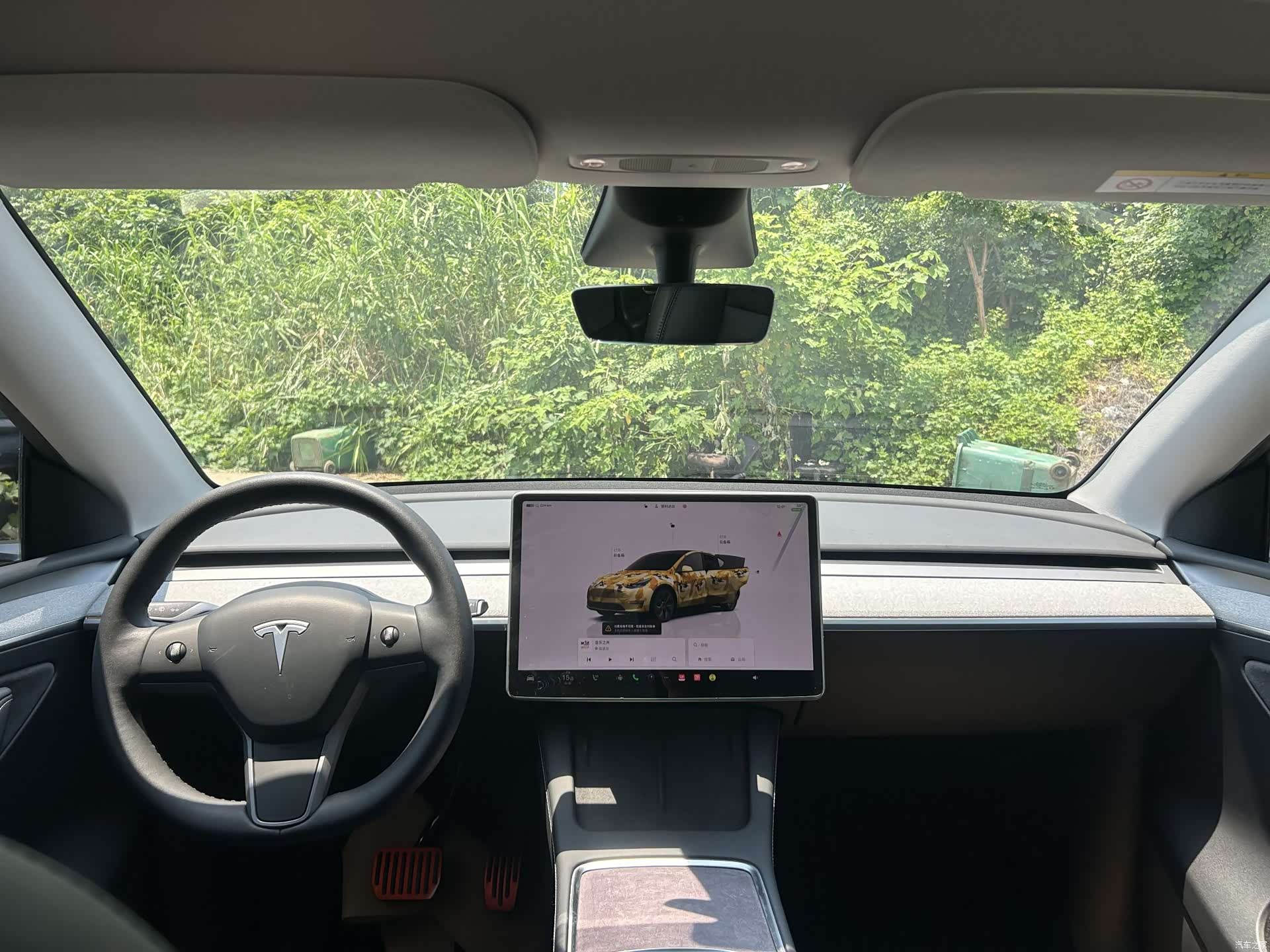 Tesla Model Y, 2024 4
