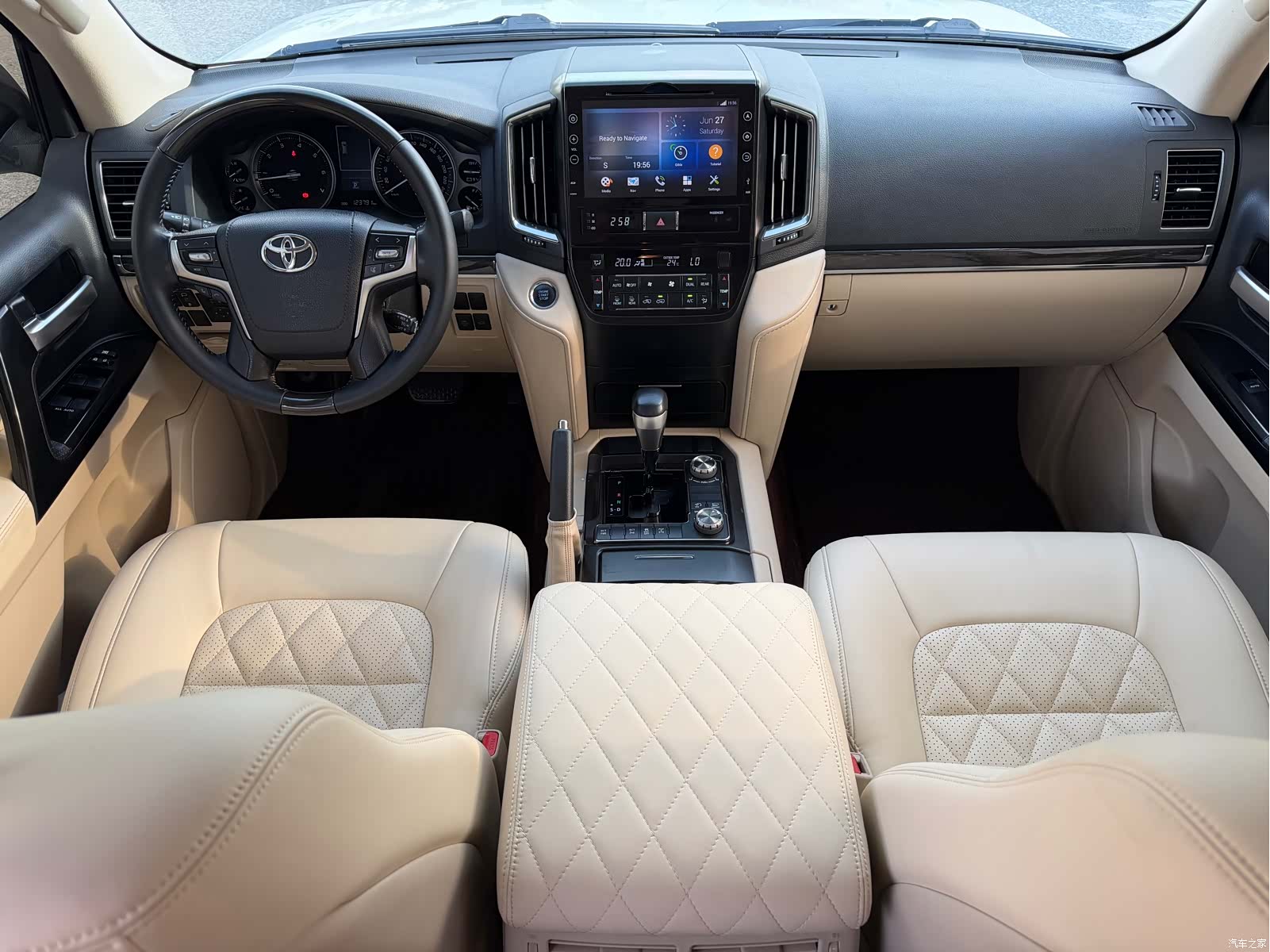Toyota Land Cruiser, 2020 все фото