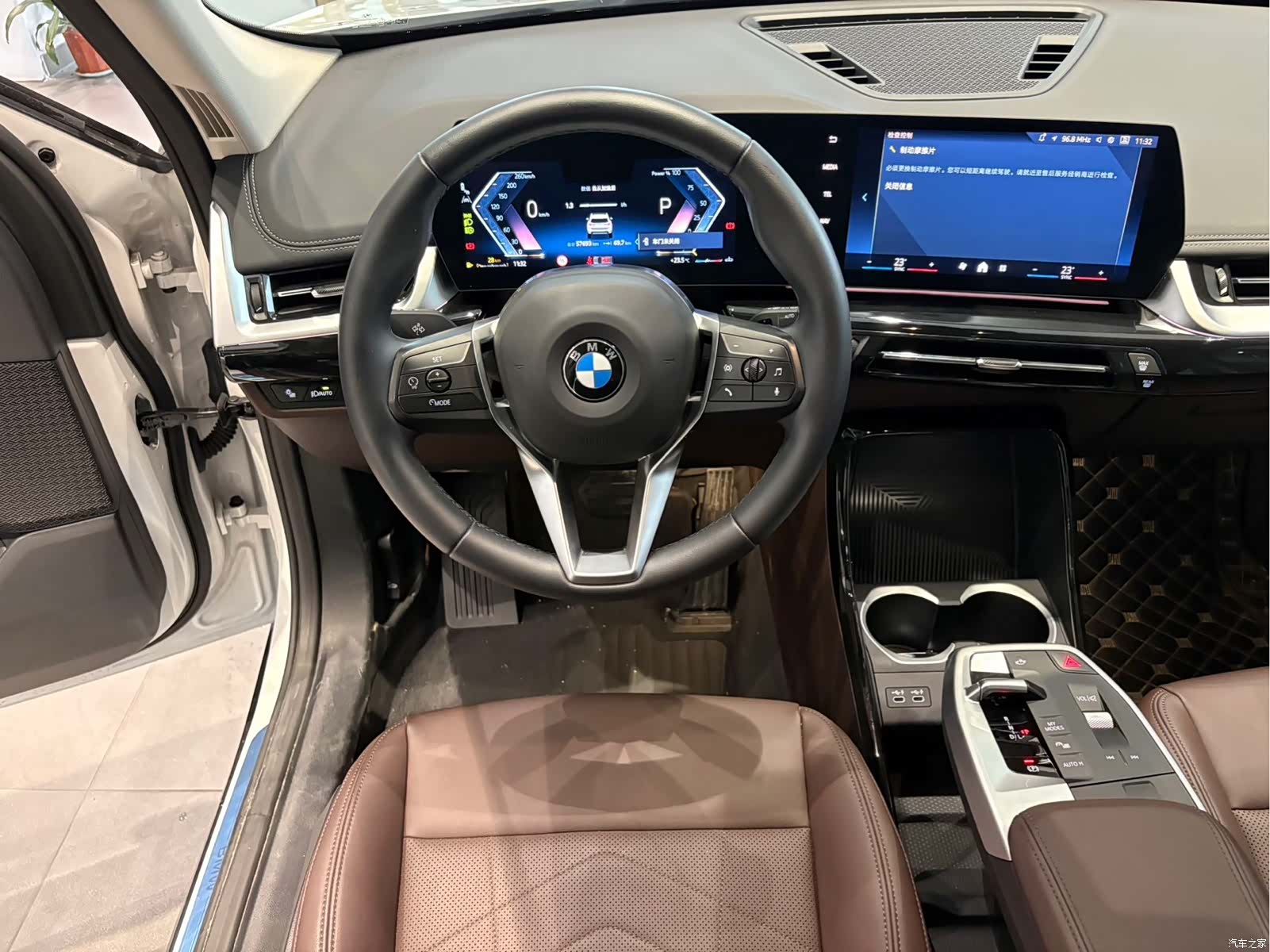BMW X1, 2023 12