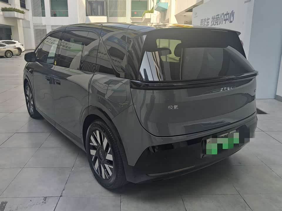 Zeekr MIX
