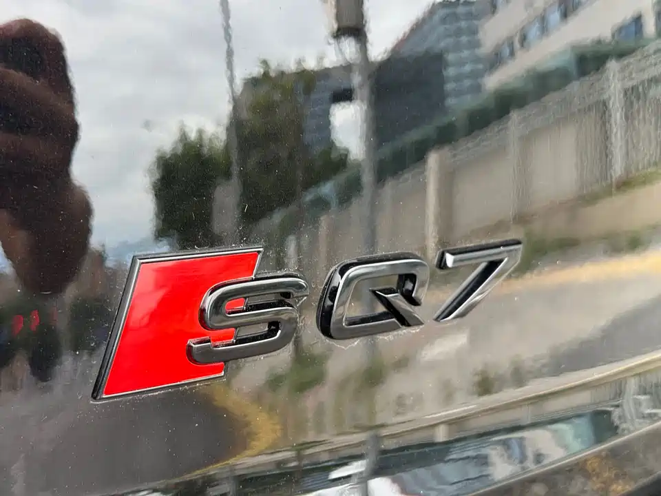 Audi SQ7
