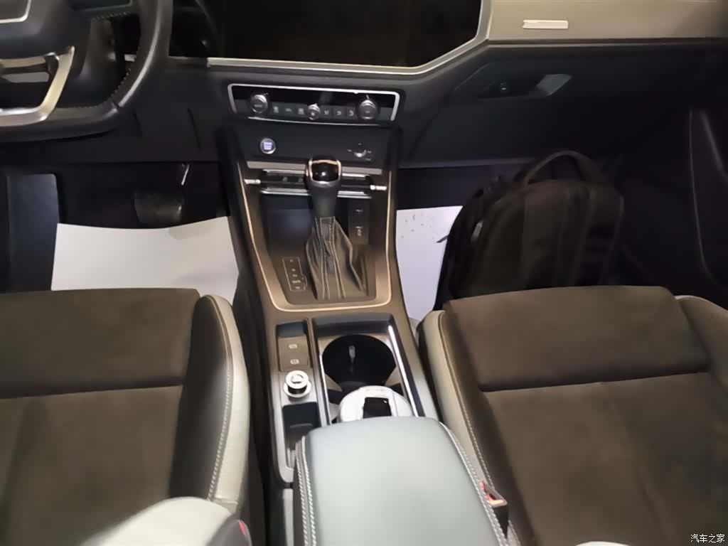 Audi Q3, 2019 14
