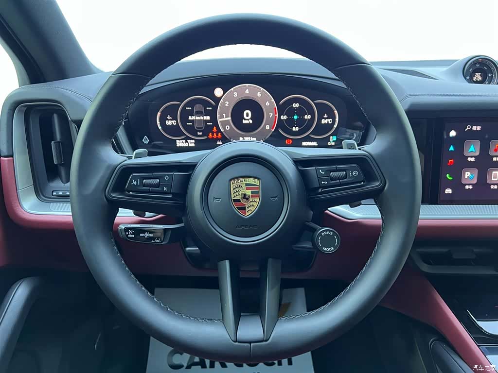 Porsche Cayenne, 2024 12