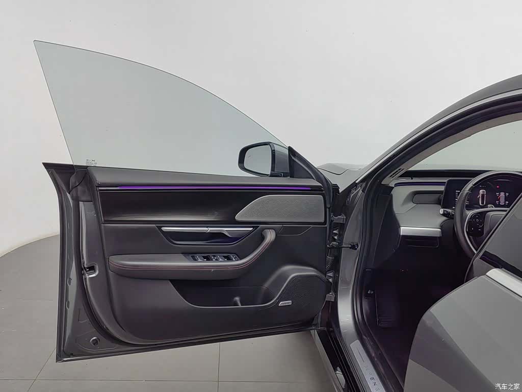 Xpeng P7, 2022 8