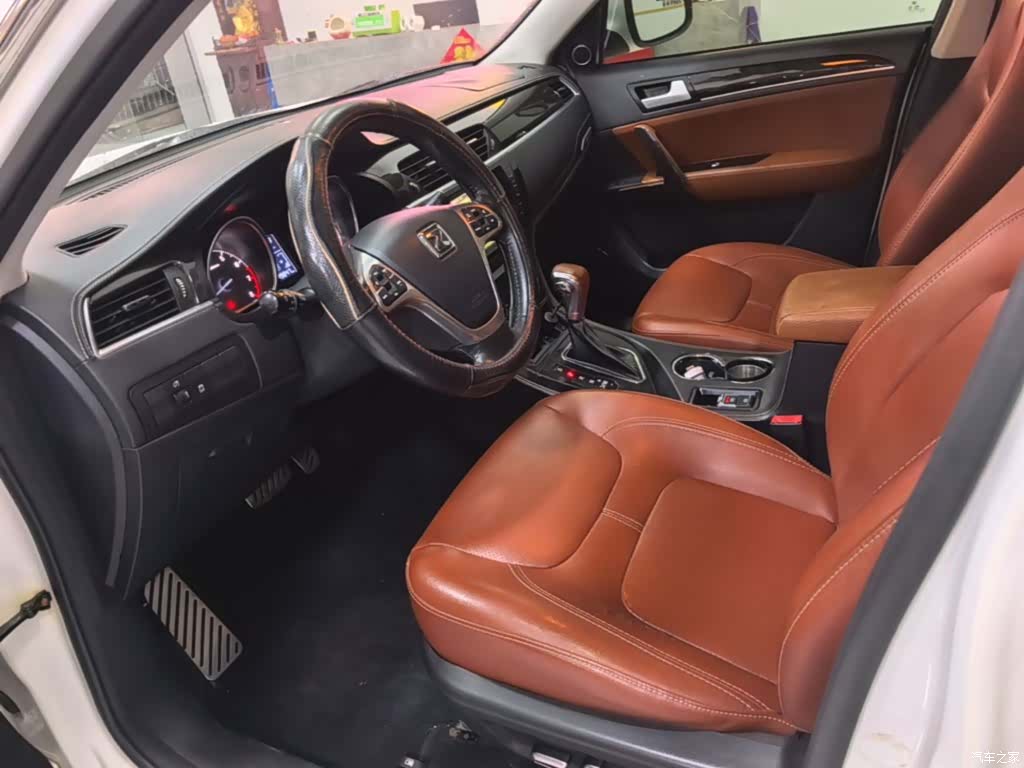 Zotye T600, 2015 15