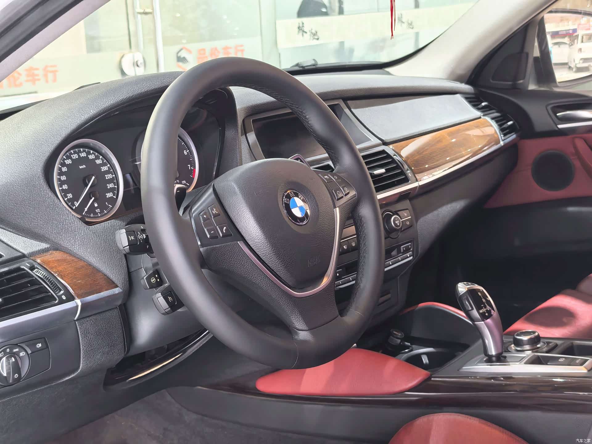BMW X6, 2015 12