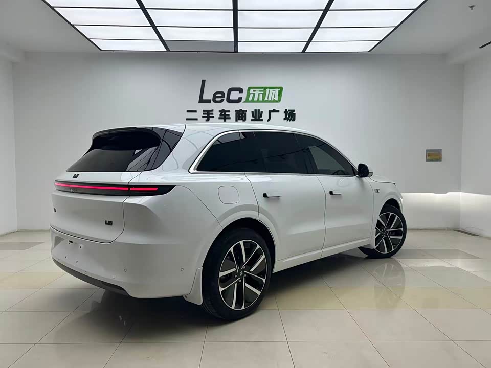 Li Auto Ideal L6
