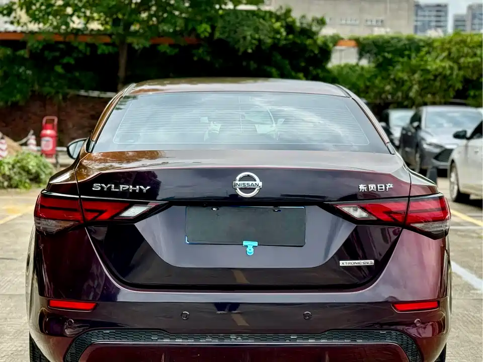Nissan Xuan Yi