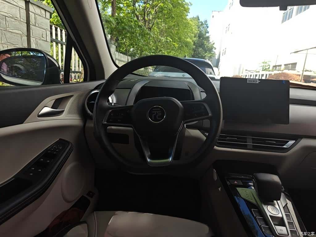 BYD Yuan, 2022 3