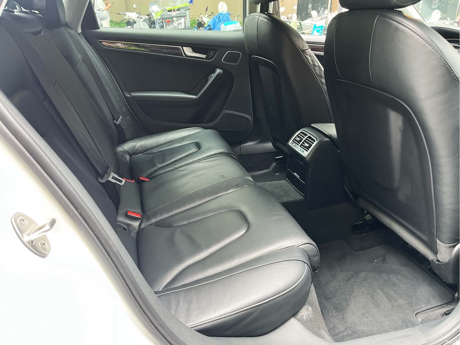 Audi A4L, 2015 15